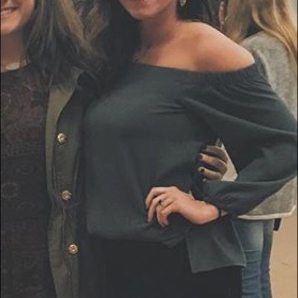 Ann Taylor off the shoulder top